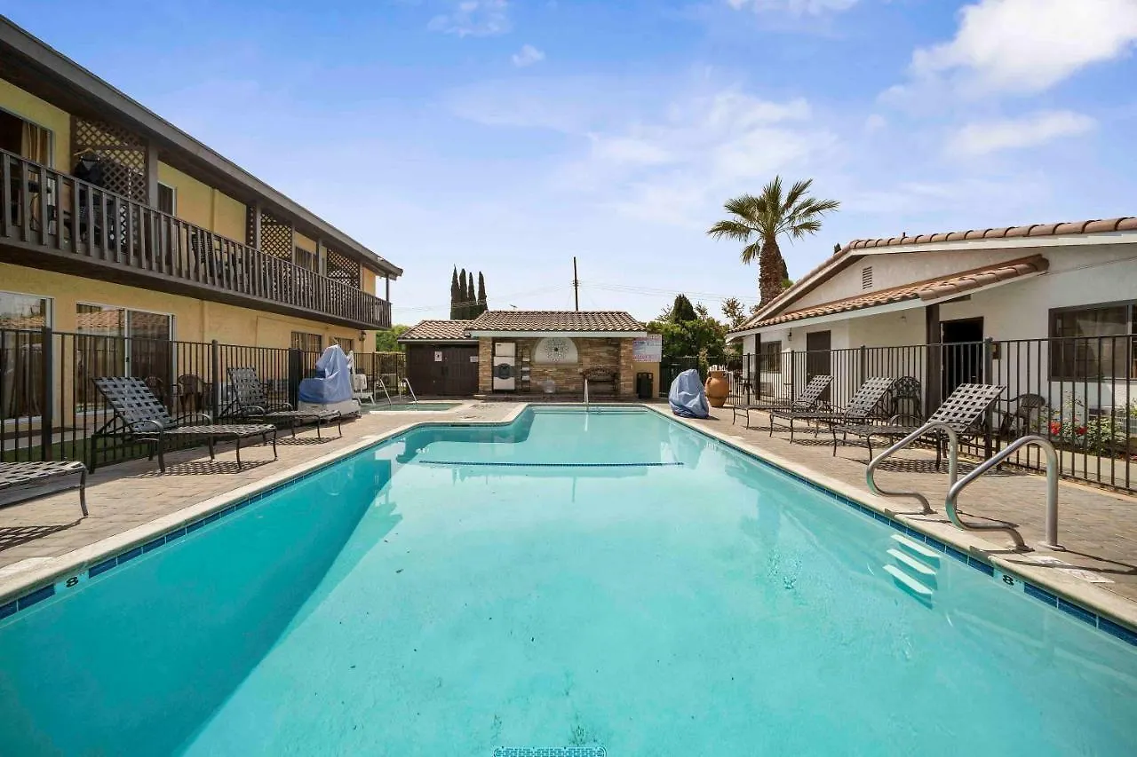 The Lemon Tree Hotel Anaheim